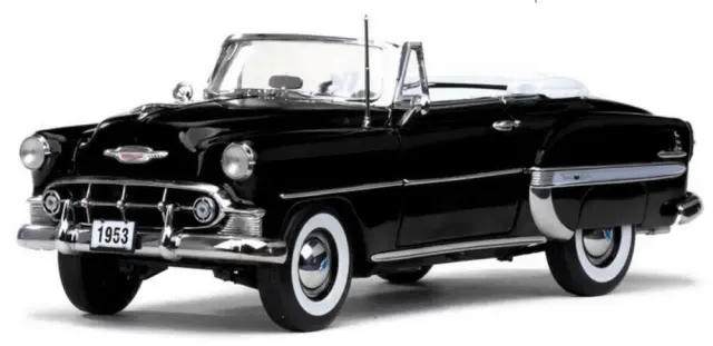 [予約] サンスター 1/18 シボレー ベルエア 1953 オープンコンバーチブル ブラック　1626