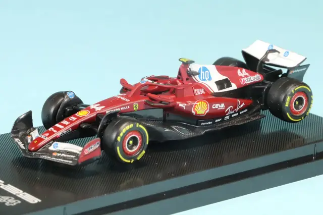 ブラーゴ 1/64 フェラーリ SF-25 2025 L.ハミルトン 18-56804H