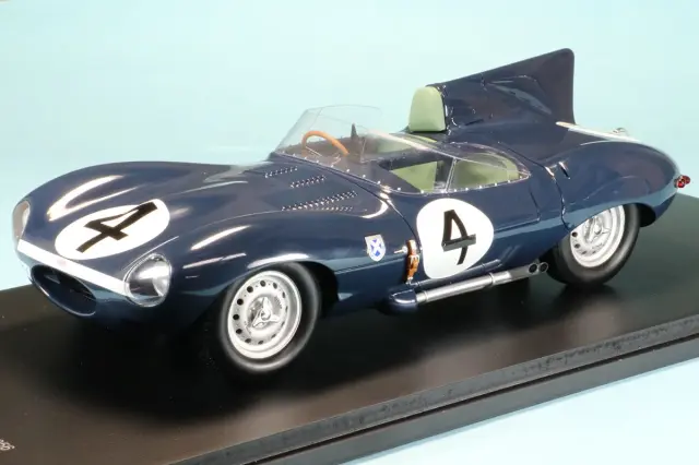 スパーク 1/18 ジャガー Dタイプ No.4 ルマン 1956 ウィナー N. サンダーソン / R. フロックハート 18LM56