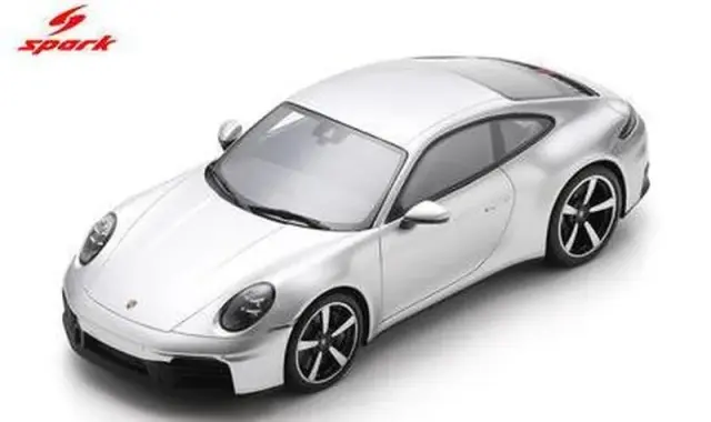 [予約] スパーク 1/18 ポルシェ 911 カレラ S (992.2) GTシルバー　18S1048