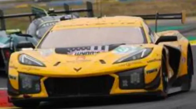 [予約] スパーク 1/18 コルベット Z06 LMGT3.R No.33 TFスポーツ ルマン 2025 B.キーティング - J.エドガー - D.ジュンカデラ　18S1073