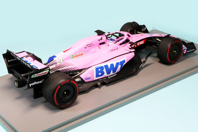 スパーク 1/18 BWT アルピーヌ F1チーム A522 バーレーンGP 2022 9th F