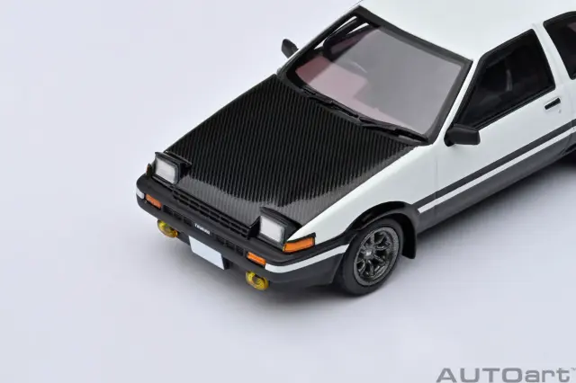 オートアート 1/64 トヨタ スプリンター トレノ (AE86) 『頭文字