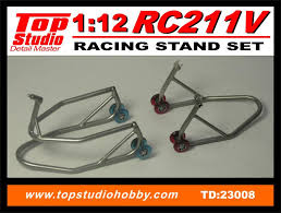 トップスタジオ 1/12 ホンダ RC211V 用 バイクスタンド 前後セット　TD23008