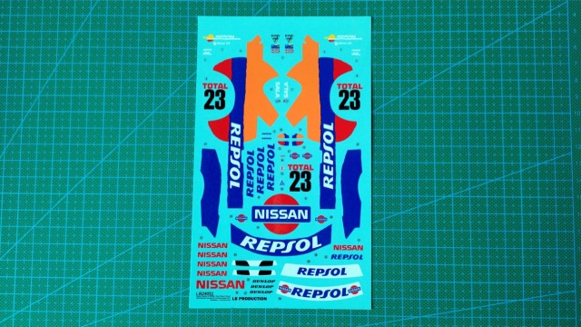 ミニチュアデカール 1/24 ロケットバニー ニッサン スカイライン