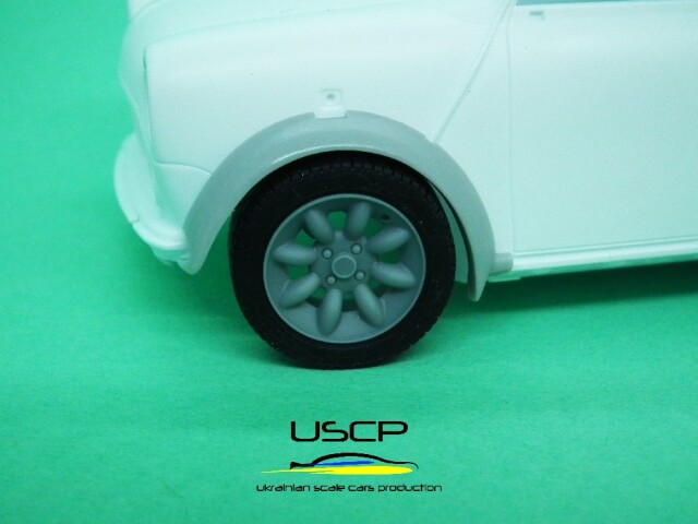 USCP 1/24 ミニクーパー ローバーミニ 13インチ スポーツパック