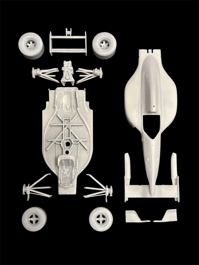 エレファントモデル 1/43 3Dプリントキット フォンドメタル GR2 1992
