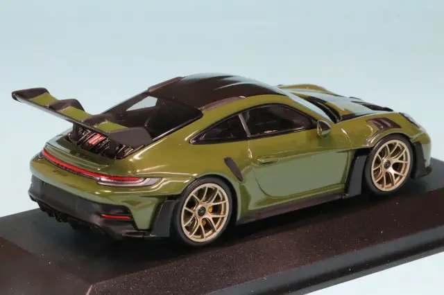 海外ショップ特注ミニチャンプス 1/43 ポルシェ 911 (992) GT3 RS