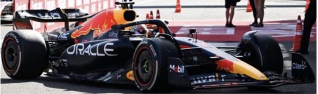 スパーク 1/18 レッドブル RB18 マイアミGP 2022 M