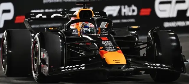 [予約] ミニチャンプス 1/43 オラクル レッドブル レーシング RB21 マックス・フェルスタッペン ラスベガスGP 2025 ウィナー（レジン）　417252201