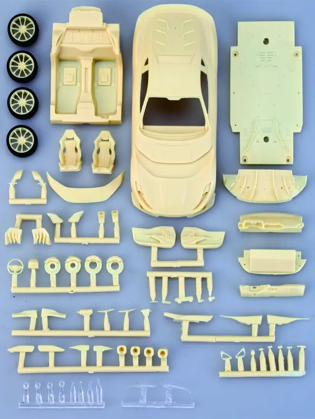 アルファモデル 1/43 レジンキット フェラーリ 812 コンペティチオーネ