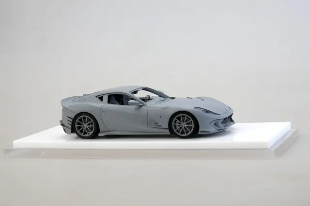 アルファモデル 1/43 レジンキット フェラーリ 812 コンペティチオーネ