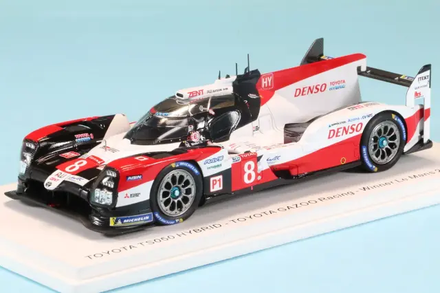 スパーク 1/43 トヨタ TS050 ハイブリッド No.8 トヨタ GAZOO レーシング ウィナー 24H ル・マン 2020 S. ブエミ - B. ハートレー - K. 中嶋　43LM20