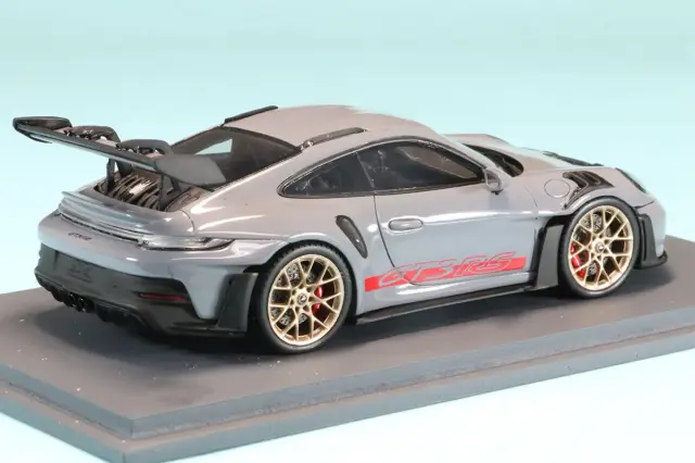 スパーク/シュコー 1/43 ポルシェ 911 992 GT3 RS 2022 アーティック