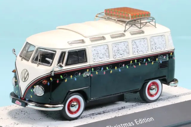 スパーク/シュコー 1/43 1960 VW T1 バス「クリスマス エディション 2026」　43U00209