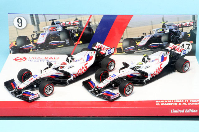 特注ミニチャンプス 1/43 ウラルカリ ハース F1チーム VF-21 2021 M.シューマッハ & N.マゼピン 2台セット　447210947