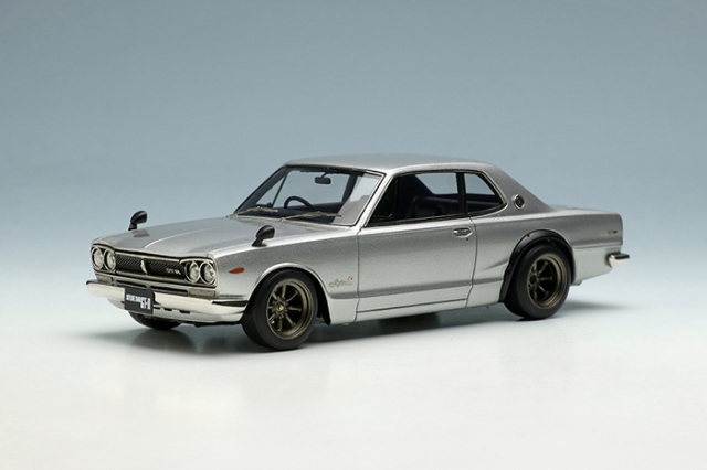 イグニッションモデル 1/18 ニッサン スカイライン 2000 GT-R