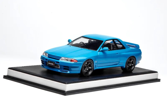[予約] モーターヘリックス 1/18 ニッサン スカイライン GT-R (R32) カスタマイズバージョン シアンブルー MH029CB
