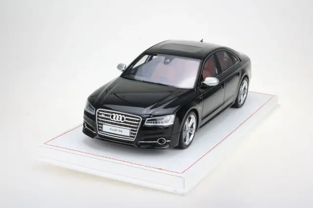 [予約] VAV 1/18 アウディ S8 2014 ブラック　ZD1825BK