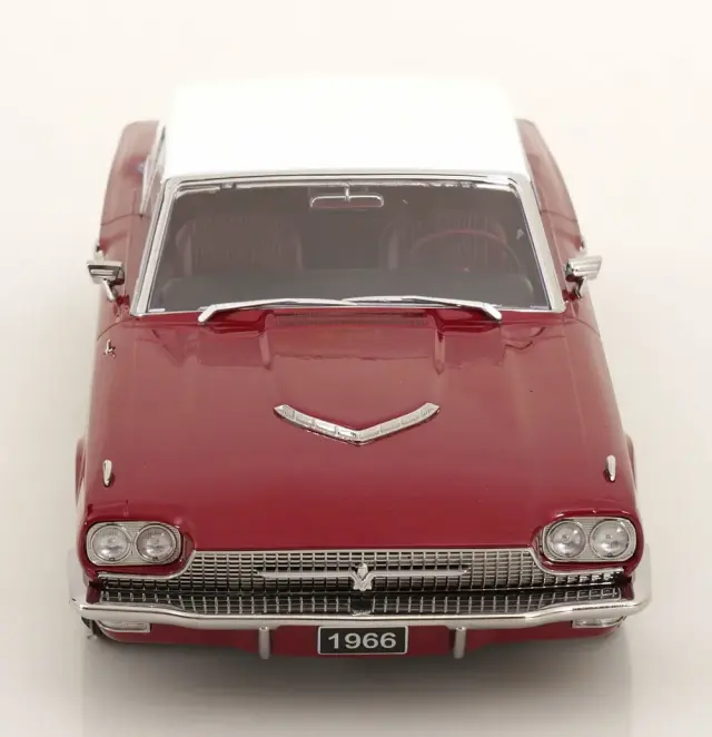 サンダーバード1/18 アメ車 サンダーバード1/18 アメ車 - メルカリ