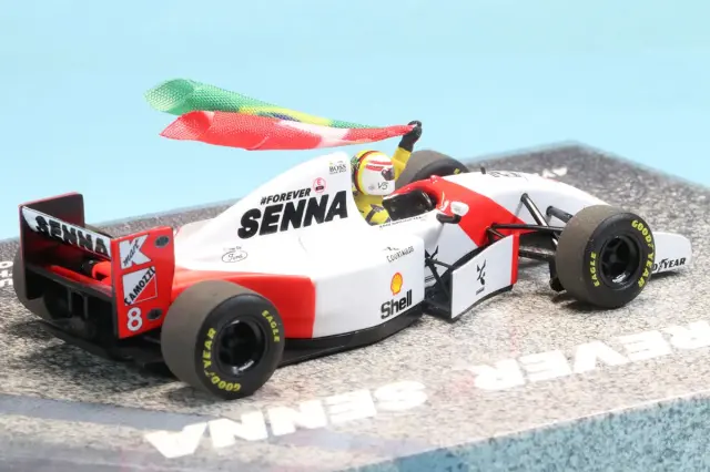 ミニチャンプス 1/43 マクラーレン MP4/8 セバスチャン ベッテル
