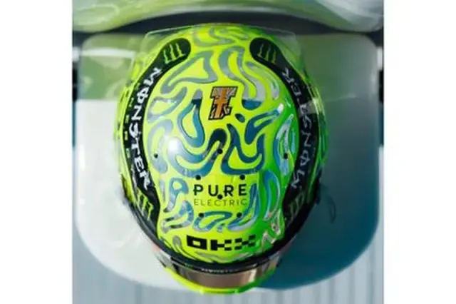 [予約] スパーク 1/5 マクラーレン マスターカード F1チーム ヘルメット ランド・ノリス イギリスGP 2026　5HF271