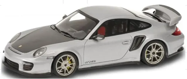 [予約] ミニチャンプス 1/64 ポルシェ 911 (997.2) GT2 RS 2010 シルバー/シルバーホイール　640065124