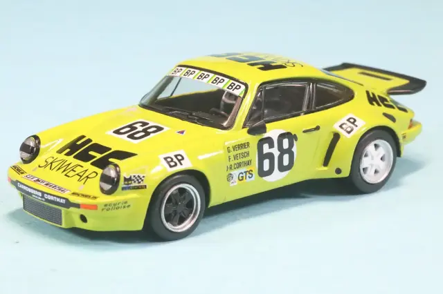 スパーク 1/64 ポルシェ 911 カレラ RSR 3.0 No.68 ルマン 1975 F. フェッチ / G. ヴェリエ / J-R. コルテ　64S025