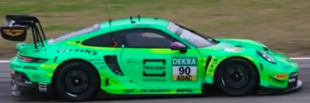 [予約] スパーク 1/64 ポルシェ 911 GT3 R No.90 Manthey EMA DTM 2025 アイハンジャン・ギュベン　64S105