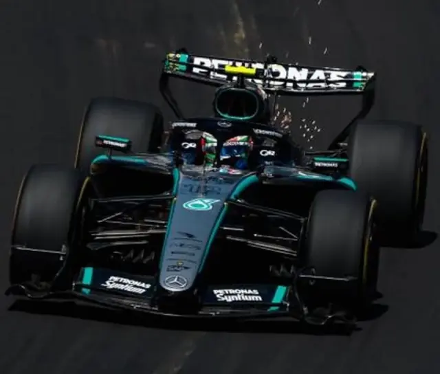 [予約] スパーク 1/64 メルセデスAMG ペトロナス フォーミュラ1チーム W17 No.12 優勝 マドリードGP 2026 キミ・アントネッリ　64S278