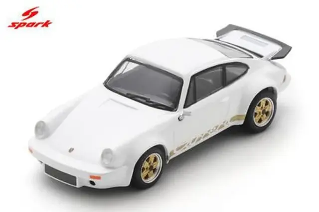 [予約] スパーク 1/64 ポルシェ 911 3.0 RS (ホワイト/ゴールドストライプ)　64SP006-C