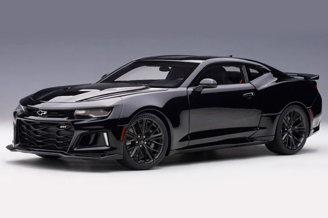 安いNEW ヤフオク! - AUTO art 71207 1/18 シボレー カマロ ZL1 2017