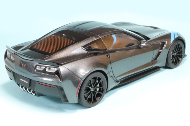 オートアート 1/18 シボレー コルベット C7 グランスポーツ 