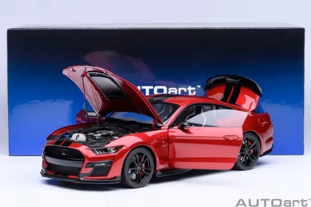 予約] オートアート 1/18 フォード マスタング シェルビー GT500