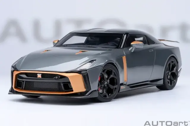 [予約] オートアート 1/18 ニッサン GT-R50 イタルデザイン グレー／ゴールド 77510