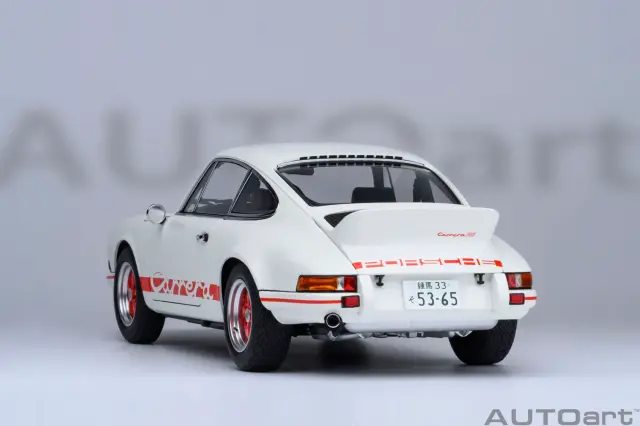 オートアート 1/18 ポルシェ 911 カレラ 2.7 RS サーキットの狼／早瀬