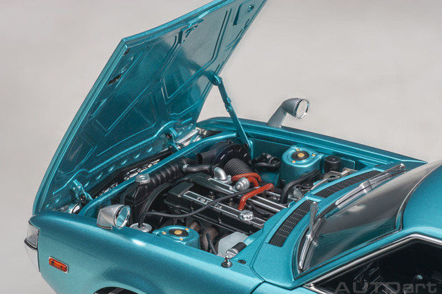 オートアート 1/18 トヨタ セリカ リフトバック 2000GT RA25 1973  