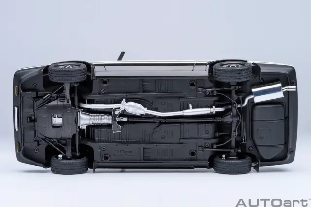 オートアート 1/18 トヨタ スプリンター トレノ AE86 「頭文字 D