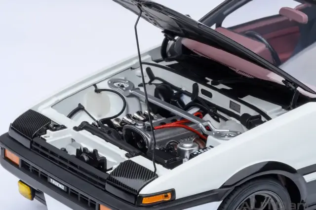 予約] オートアート 1/18 トヨタ スプリンター トレノ AE86 「頭