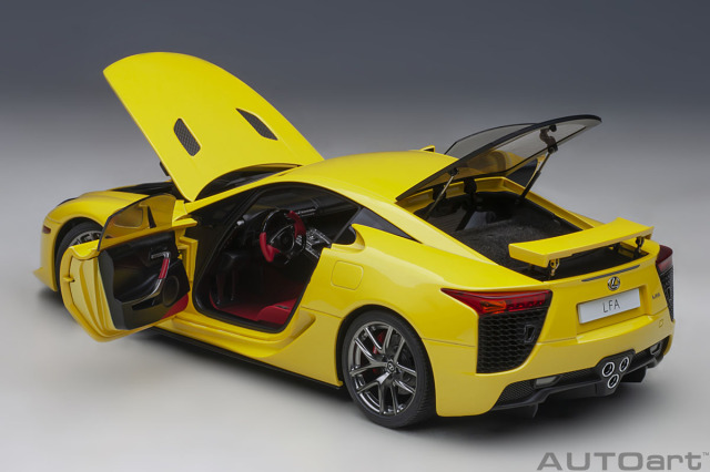 オートアート 1/18 レクサス LFA パールイエロー 78854