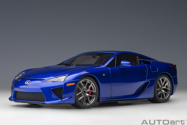AUTOart 1/18 レクサス LFA （ホワイテスト・ホワイト） 78850