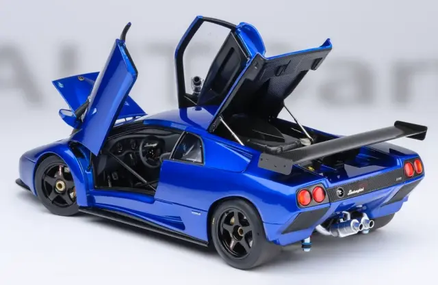 予約] オートアート 1/18 ランボルギーニ ディアブロ GTR メタリック