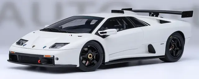 [予約] オートアート 1/18 ランボルギーニ ディアブロ GTR ホワイト　79136