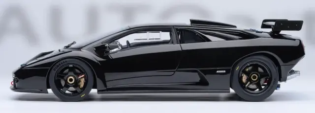 予約] オートアート 1/18 ランボルギーニ ディアブロ GTR ブラック