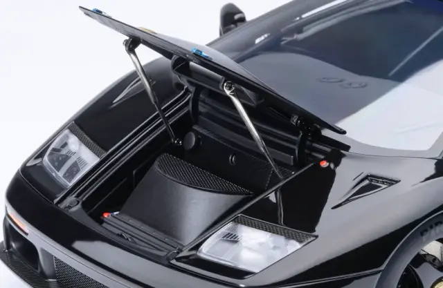 予約] オートアート 1/18 ランボルギーニ ディアブロ GTR ブラック