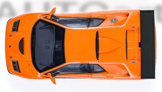 予約] オートアート 1/18 ランボルギーニ ディアブロ GTR オレンジ