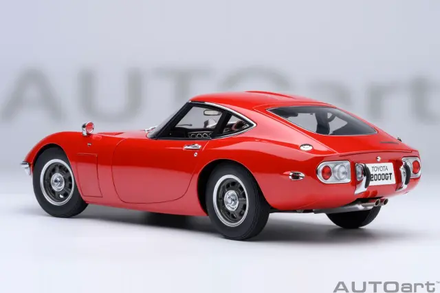 オートアート ミレニアム 1/18 トヨタ 2000GT Amazon | AUTOart 1/18 トヨタ 2000GT ホワイト | ミニカー