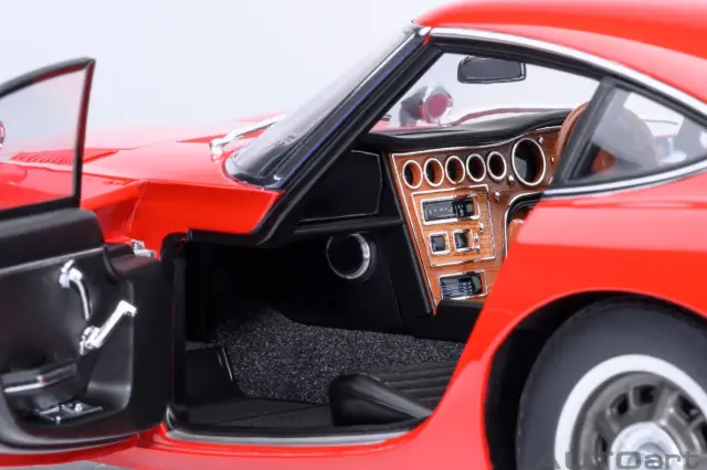 予約] オートアート 1/18 トヨタ 2000GT 1967 レッド 79547