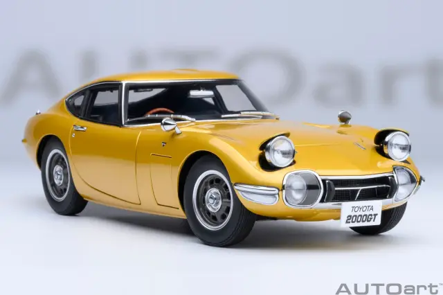 オートアート　トヨタ2000GT 再販版　超美品 Amazon | AUTOart 1/18 トヨタ 2000GT ホワイト | ミニカー