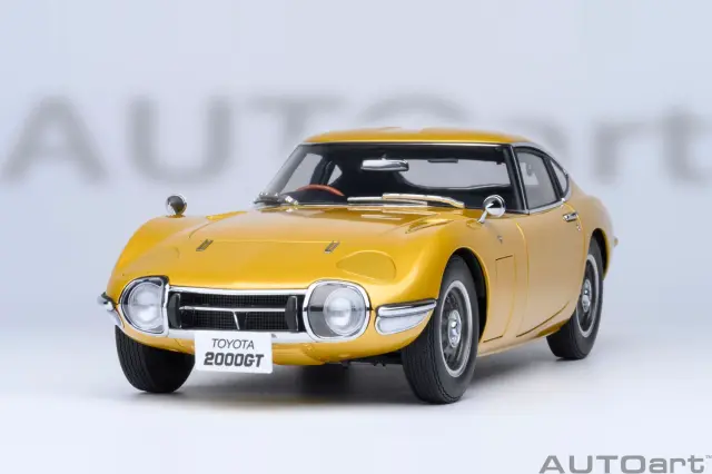 予約] オートアート 1/18 トヨタ 2000GT 1967 ゴールド 79549